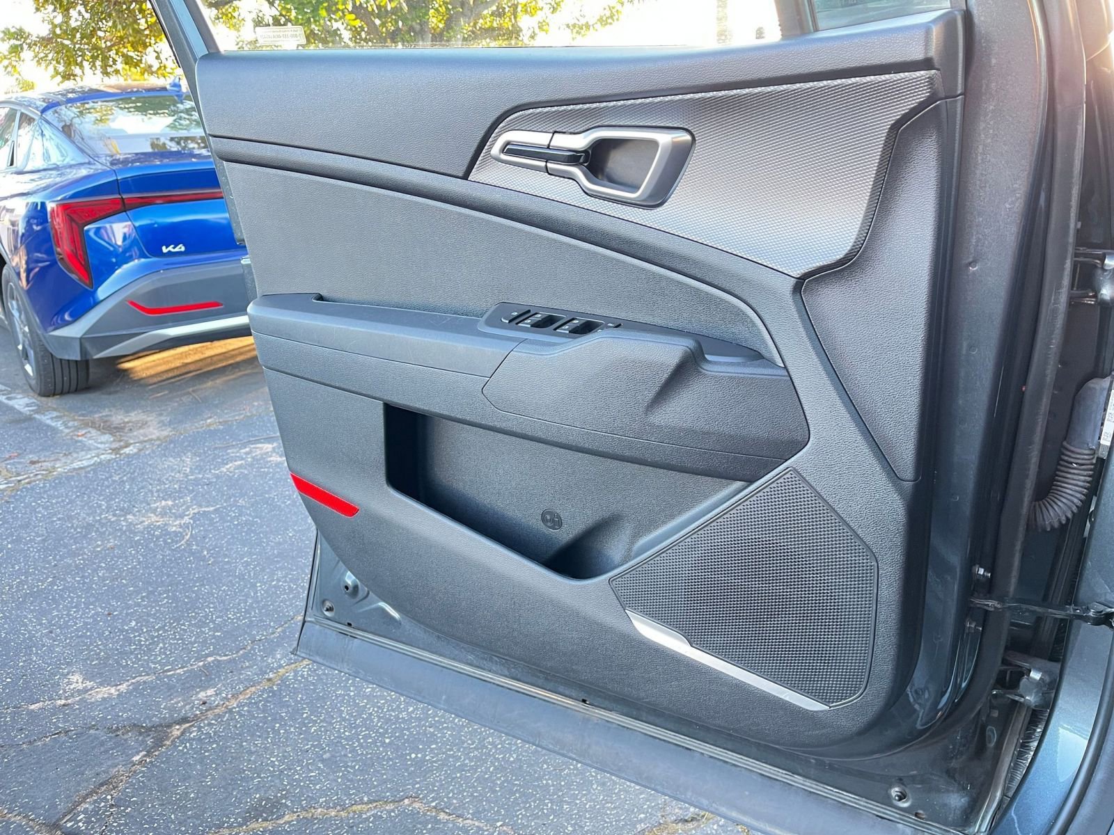 Thumbnail: 2025 Kia Sportage - 18