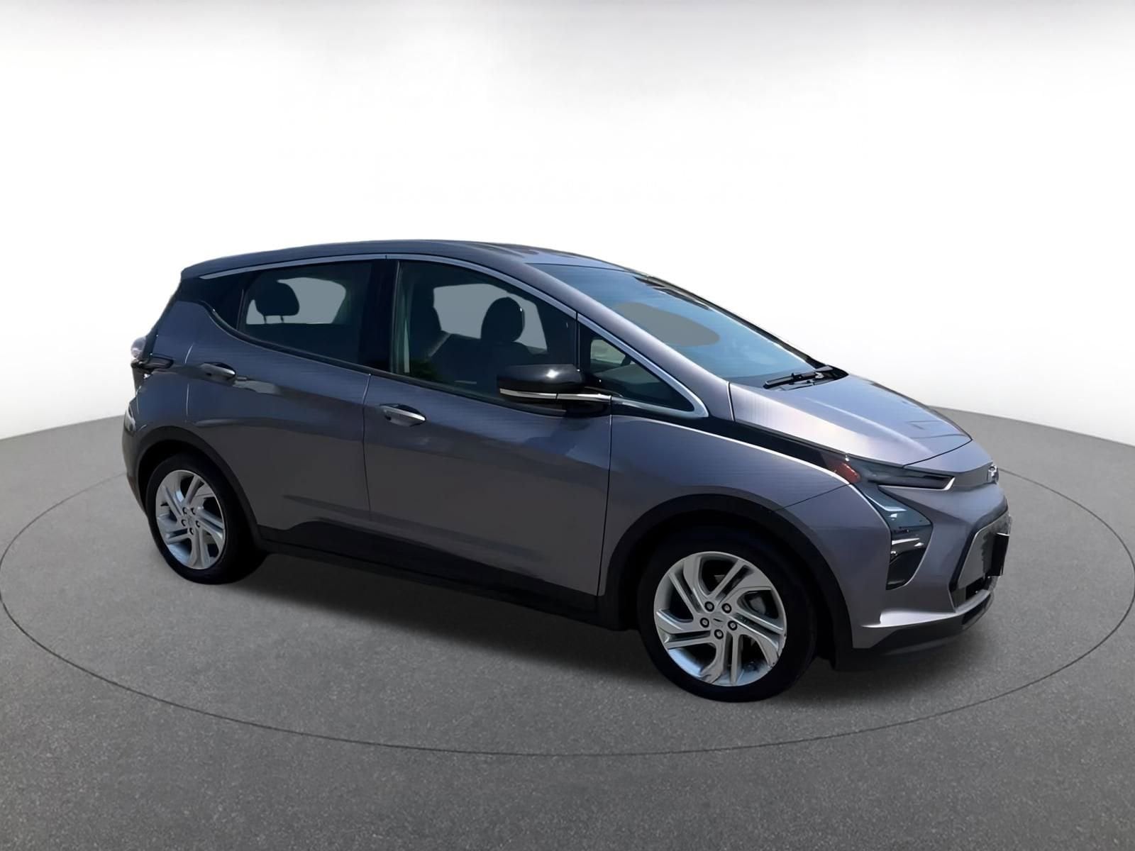 Thumbnail: 2023 Chevrolet Bolt EV - 2