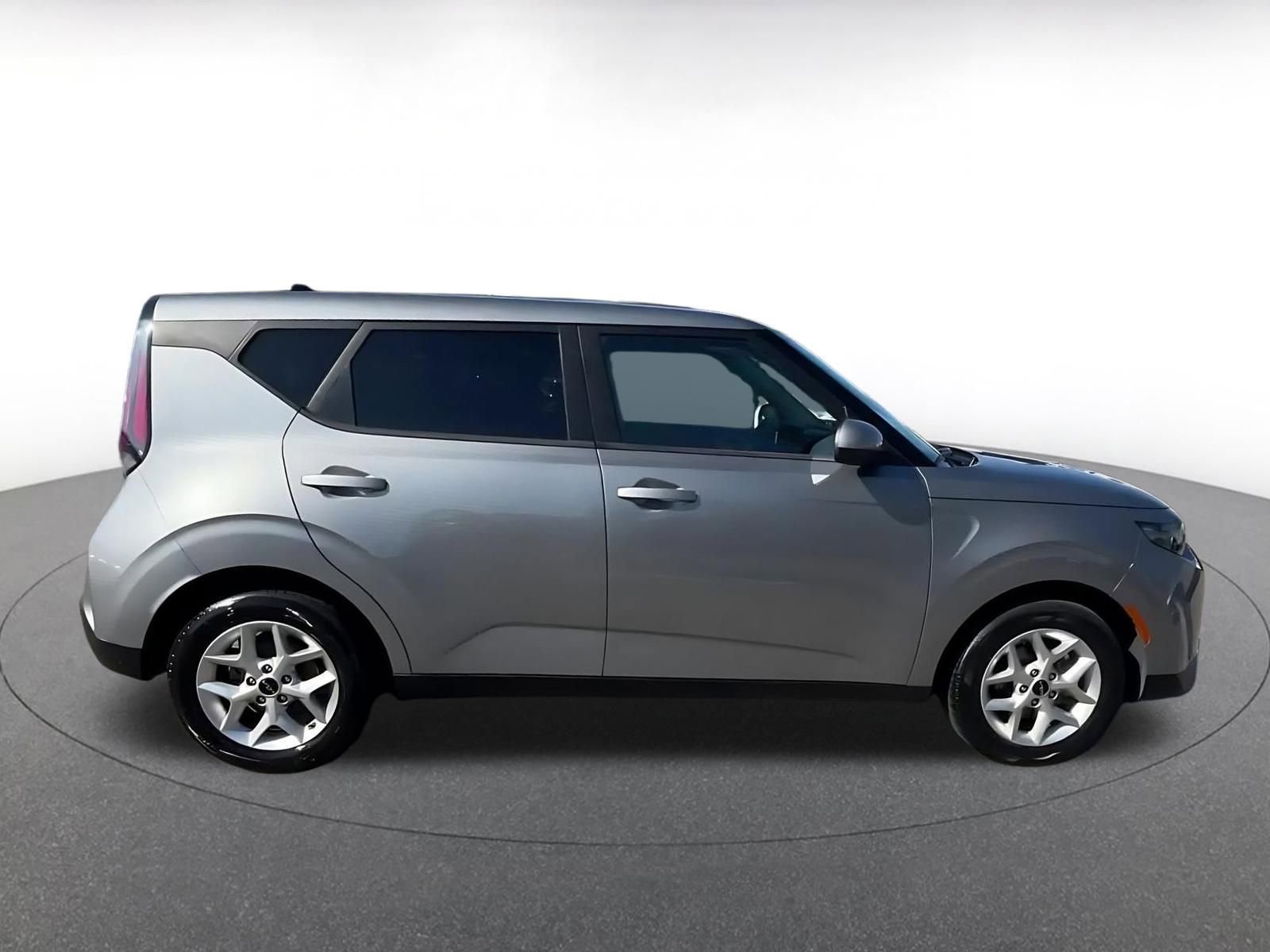 Thumbnail: 2025 Kia Soul - 16