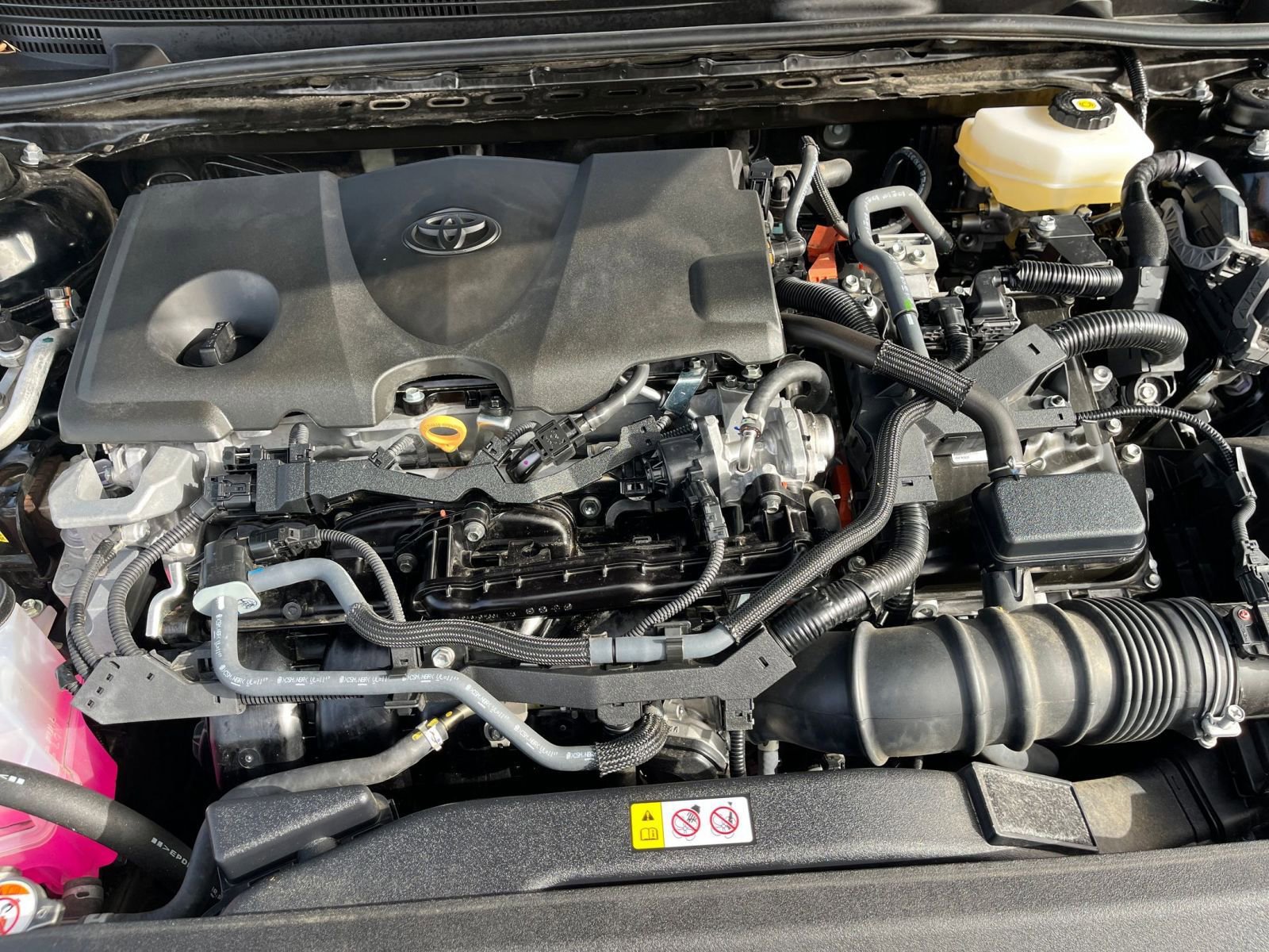 Thumbnail: 2025 Toyota Camry - 32