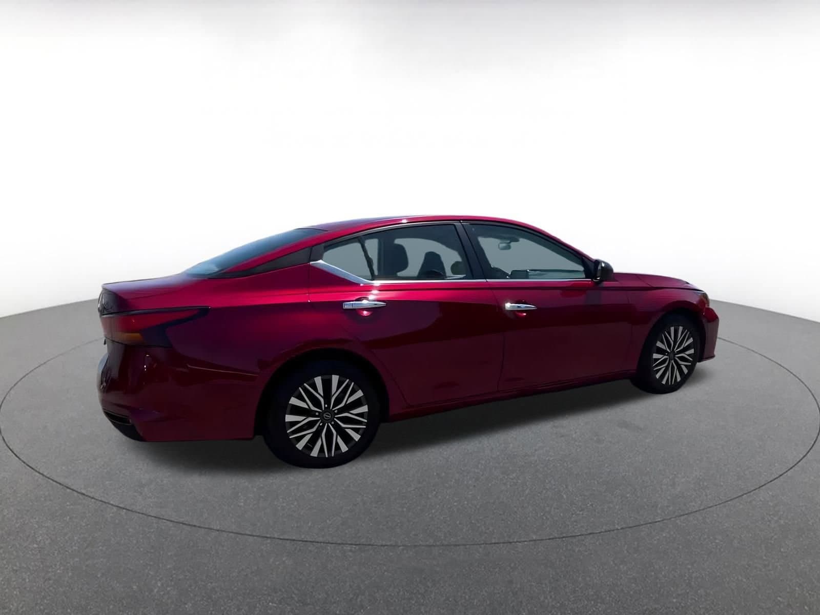 Thumbnail: 2024 Nissan Altima - 14