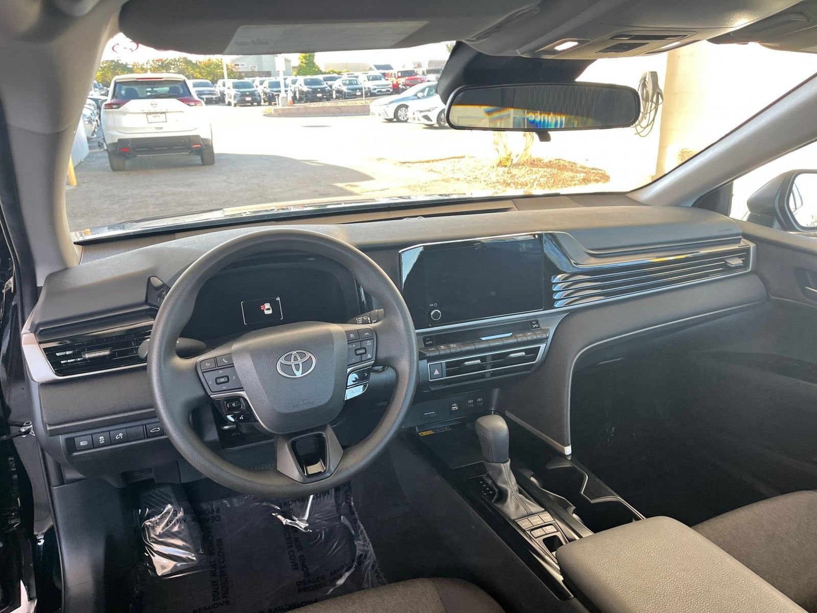 Thumbnail: 2025 Toyota Camry - 33