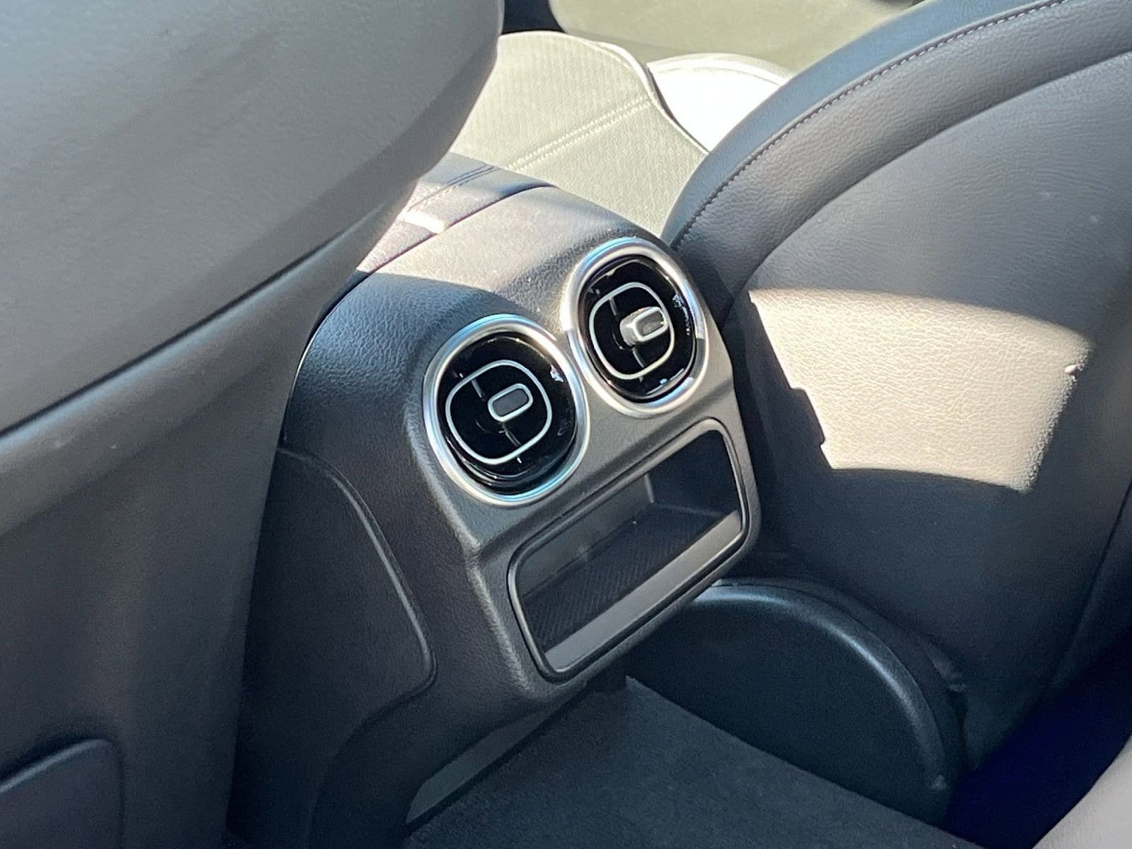 Thumbnail: 2024 Mercedes-Benz C-Class - 24