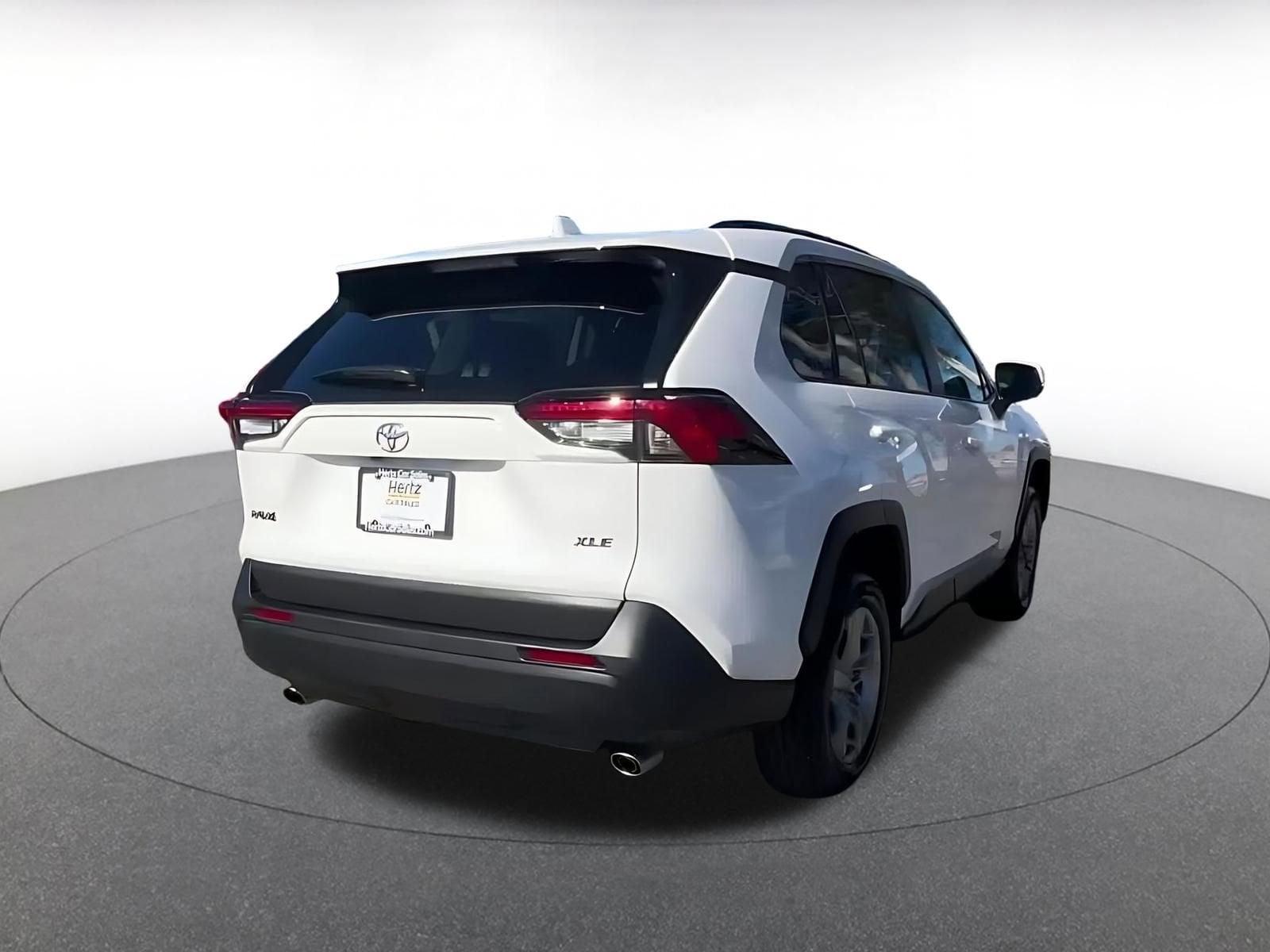 Thumbnail: 2025 Toyota RAV4 - 14