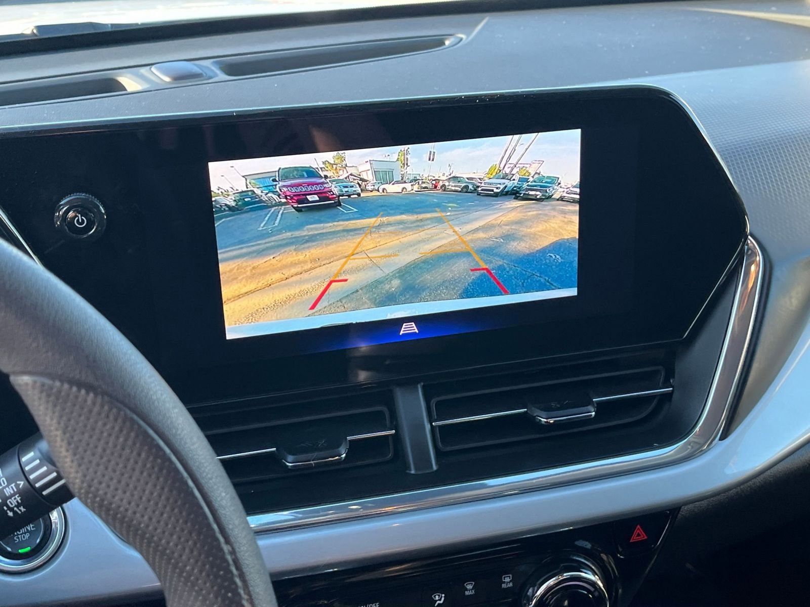 Thumbnail: 2025 Chevrolet Trax - 24