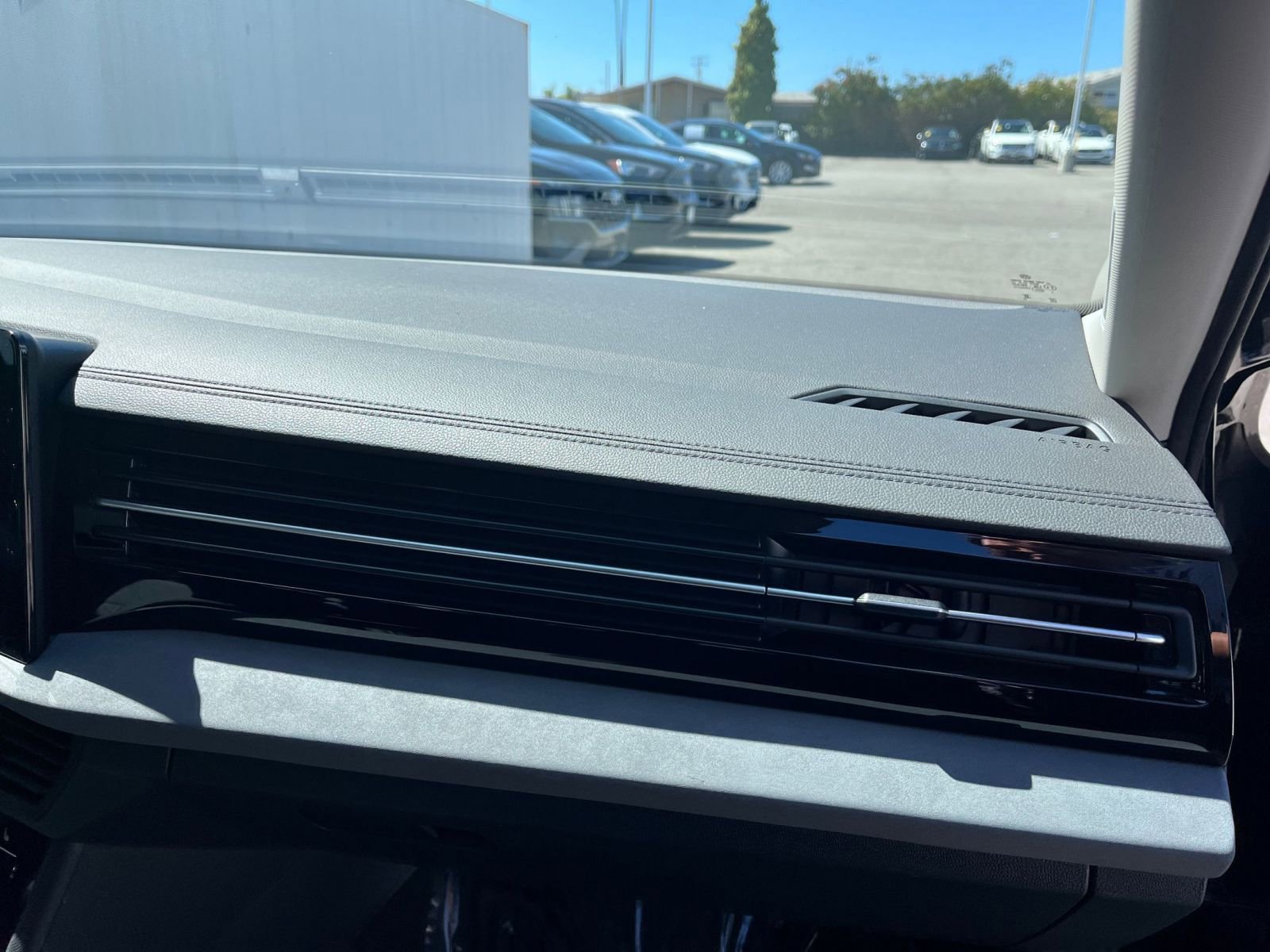 Thumbnail: 2025 Volkswagen Jetta - 35