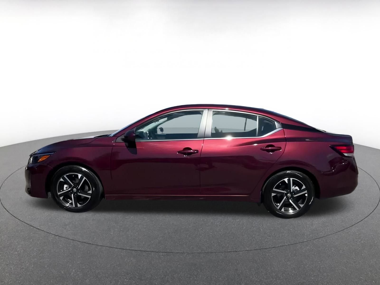 Thumbnail: 2025 Nissan Sentra - 8