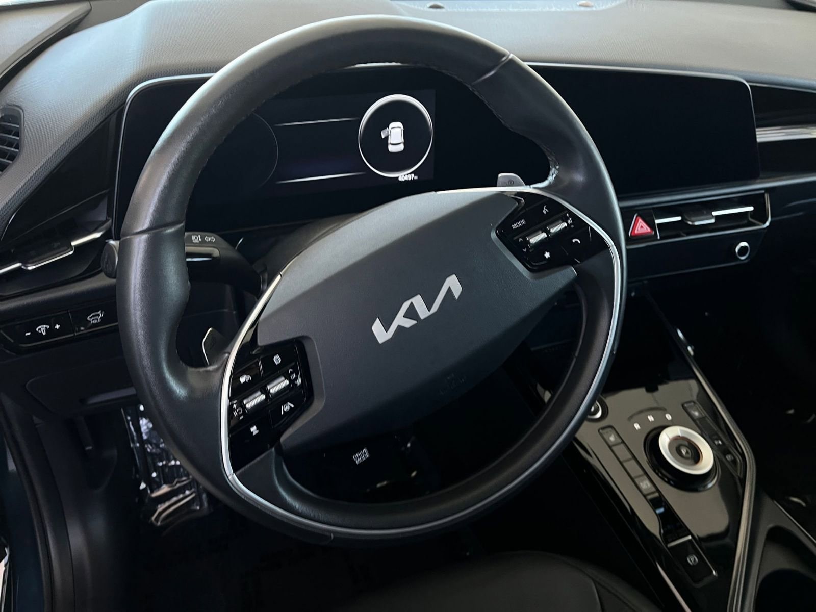 Thumbnail: 2023 Kia Niro - 27