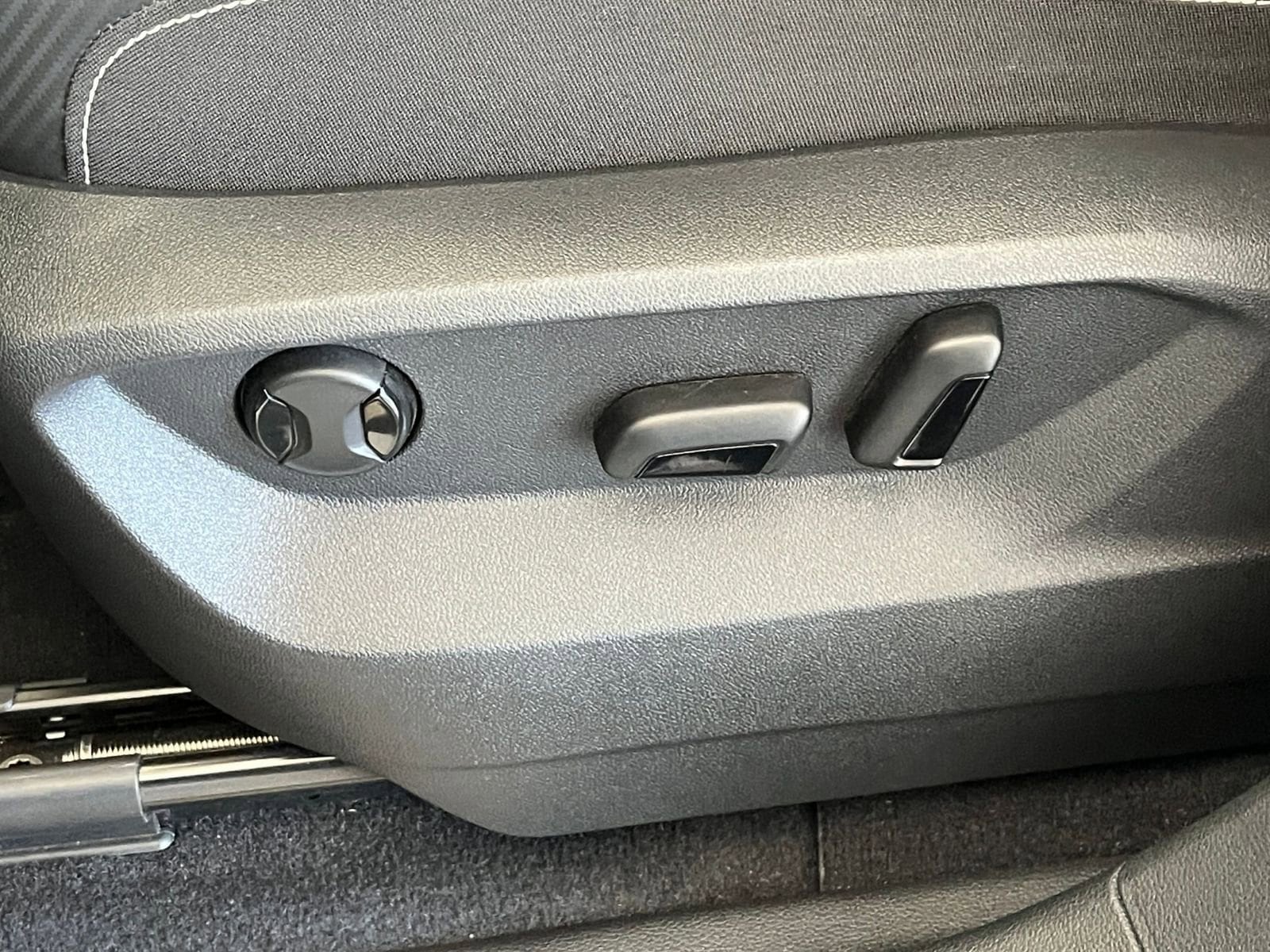 Thumbnail: 2025 Volkswagen Atlas - 23