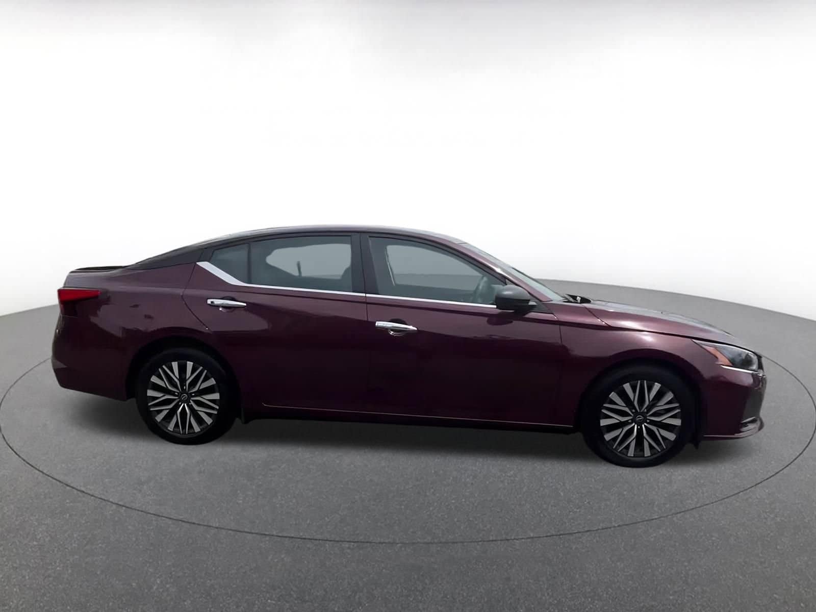 Thumbnail: 2024 Nissan Altima - 16