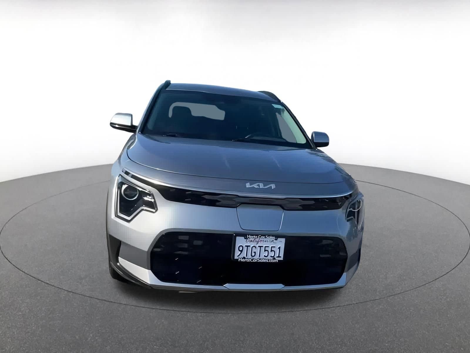 Thumbnail: 2023 Kia Niro - 4