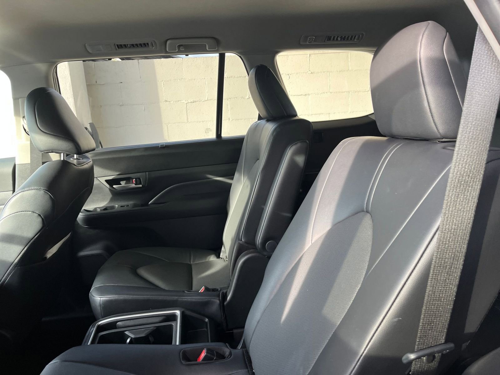 Thumbnail: 2025 Toyota Grand Highlander - 25