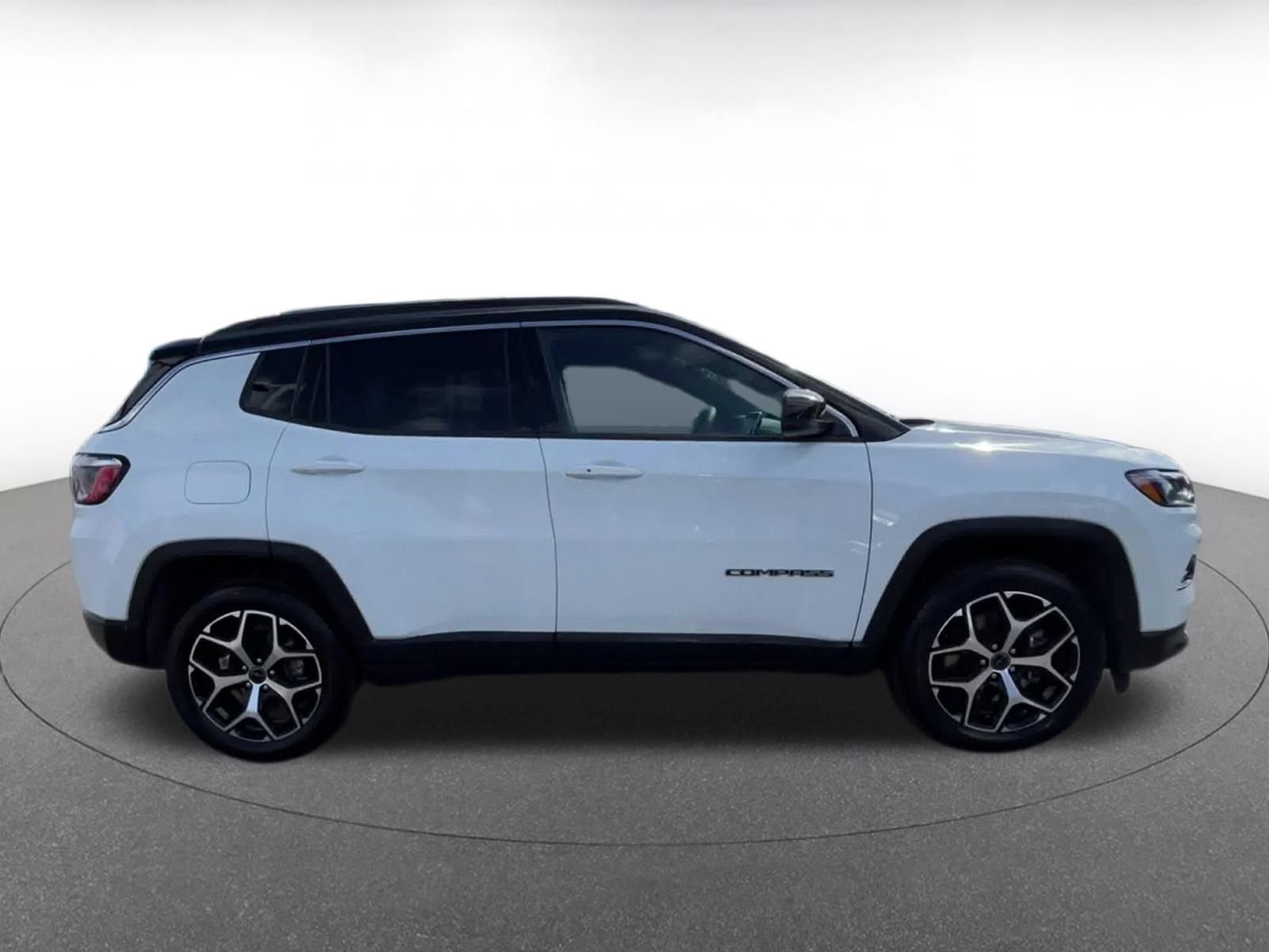 Thumbnail: 2025 Jeep Compass - 16