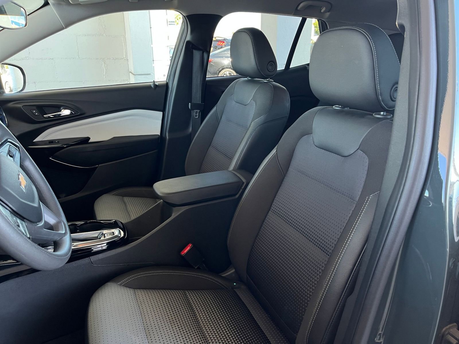 Thumbnail: 2025 Chevrolet Trax - 27