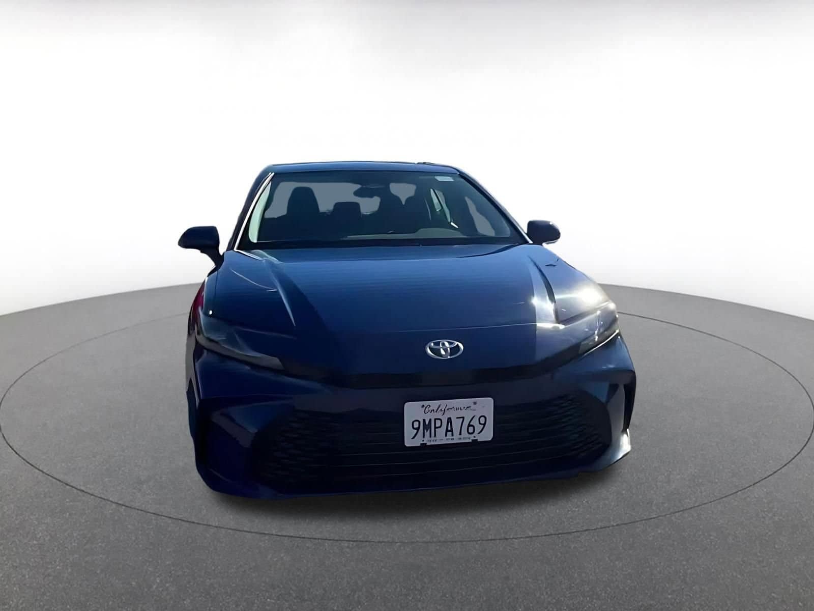 Thumbnail: 2025 Toyota Camry - 11