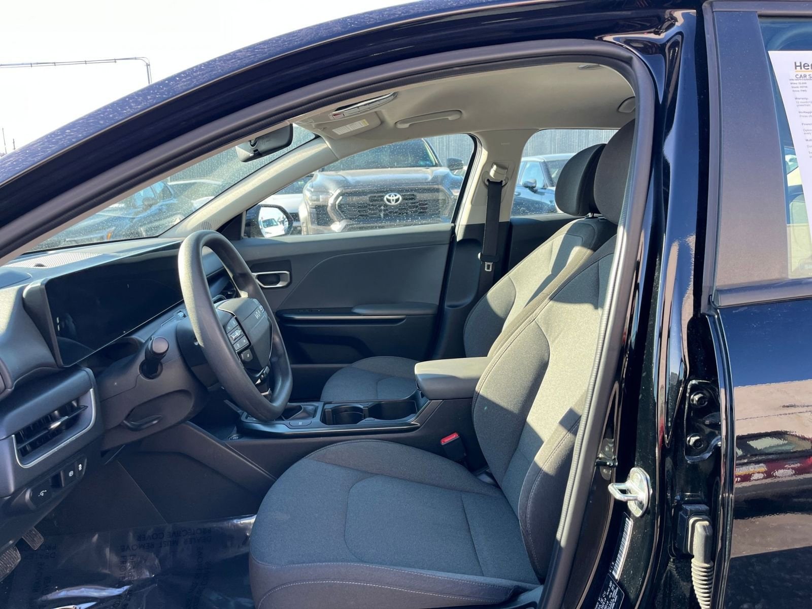 Thumbnail: 2025 Kia K4 - 27