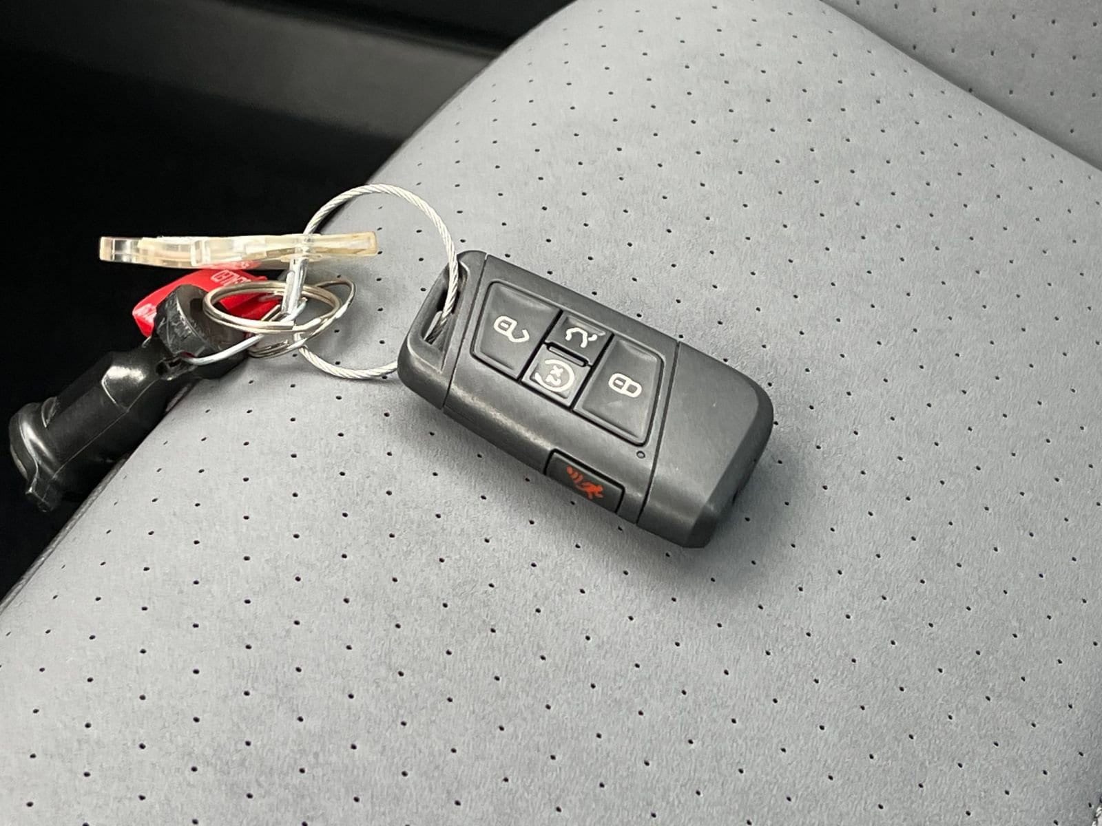 Thumbnail: 2025 Volkswagen Jetta - 22