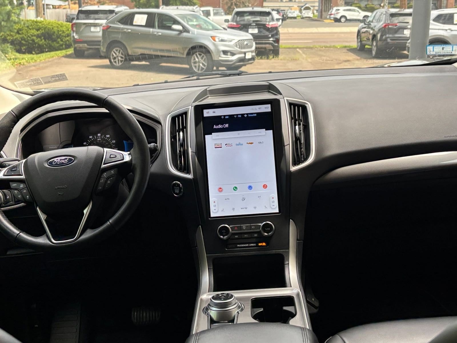 Thumbnail: 2024 Ford Edge - 18