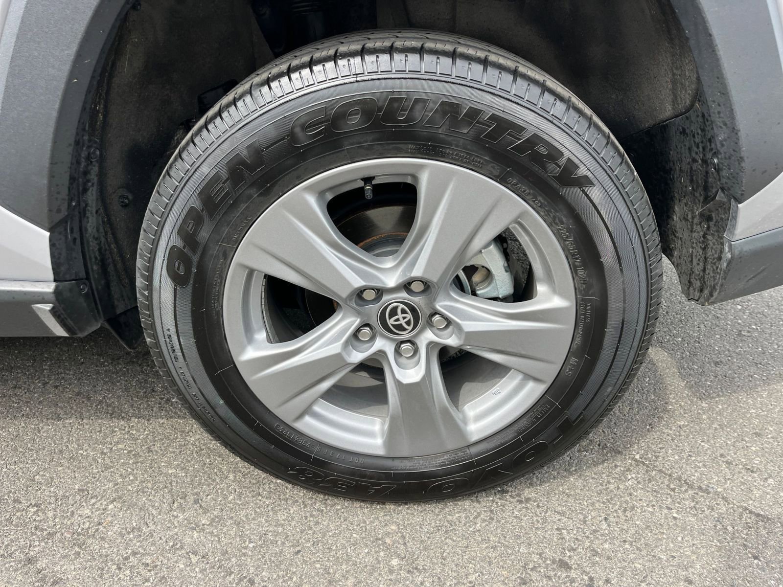 Thumbnail: 2025 Toyota RAV4 - 30