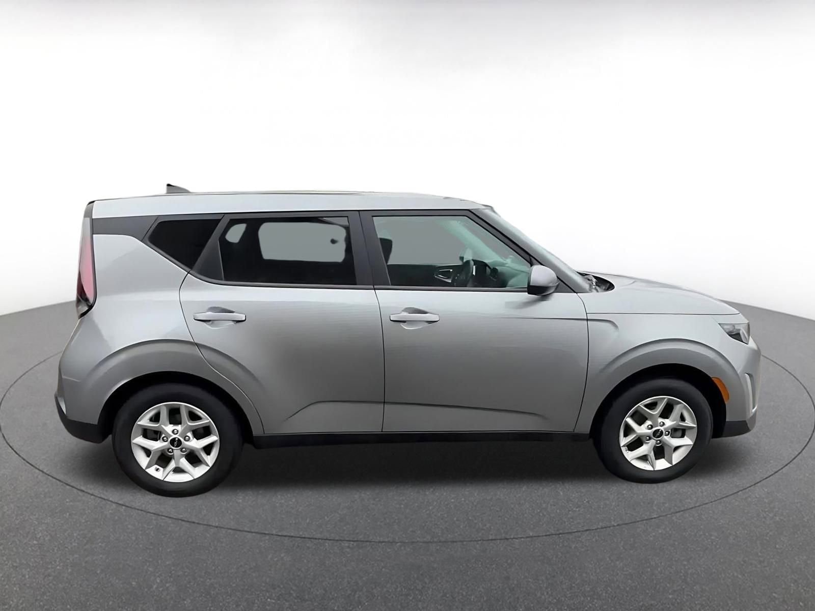 Thumbnail: 2025 Kia Soul - 16