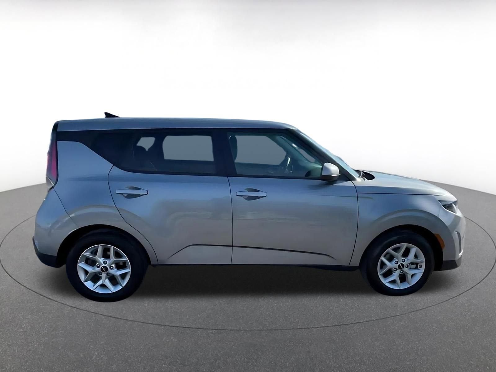 Thumbnail: 2025 Kia Soul - 16