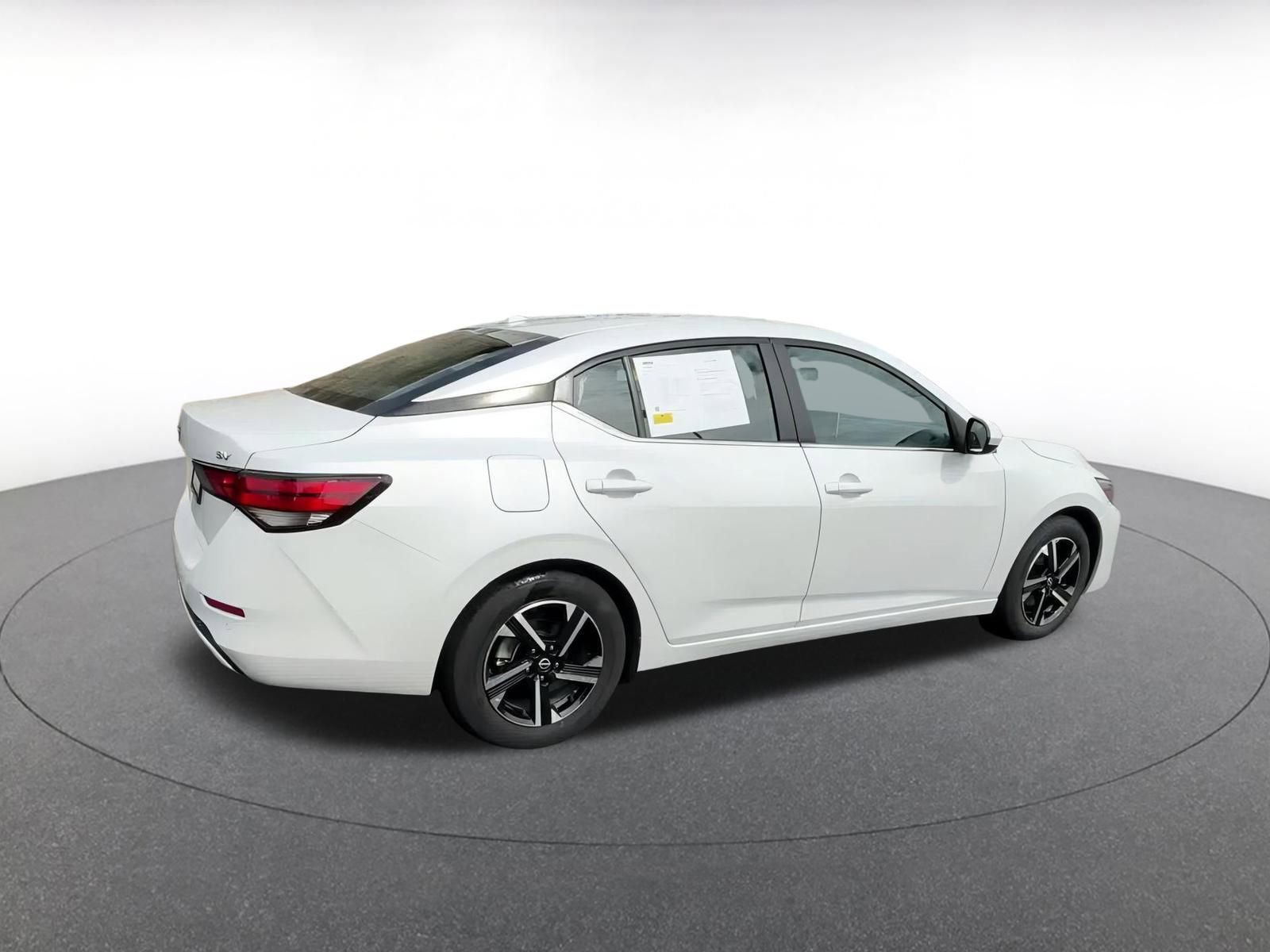 2024 Nissan Sentra SV 15