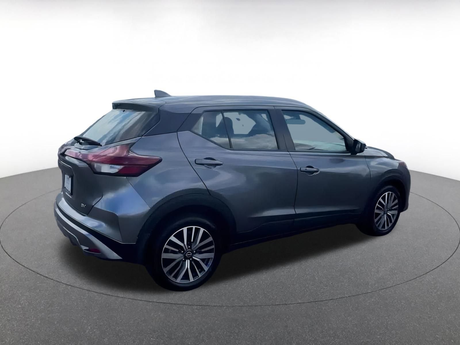 Thumbnail: 2024 Nissan Kicks - 14