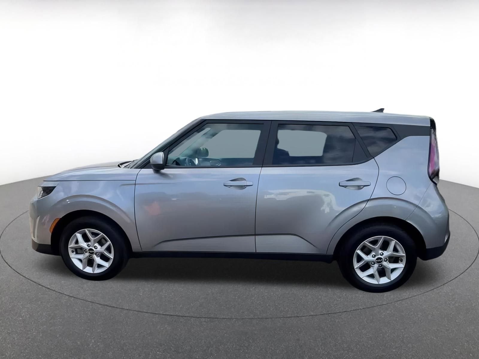 Thumbnail: 2024 Kia Soul - 7