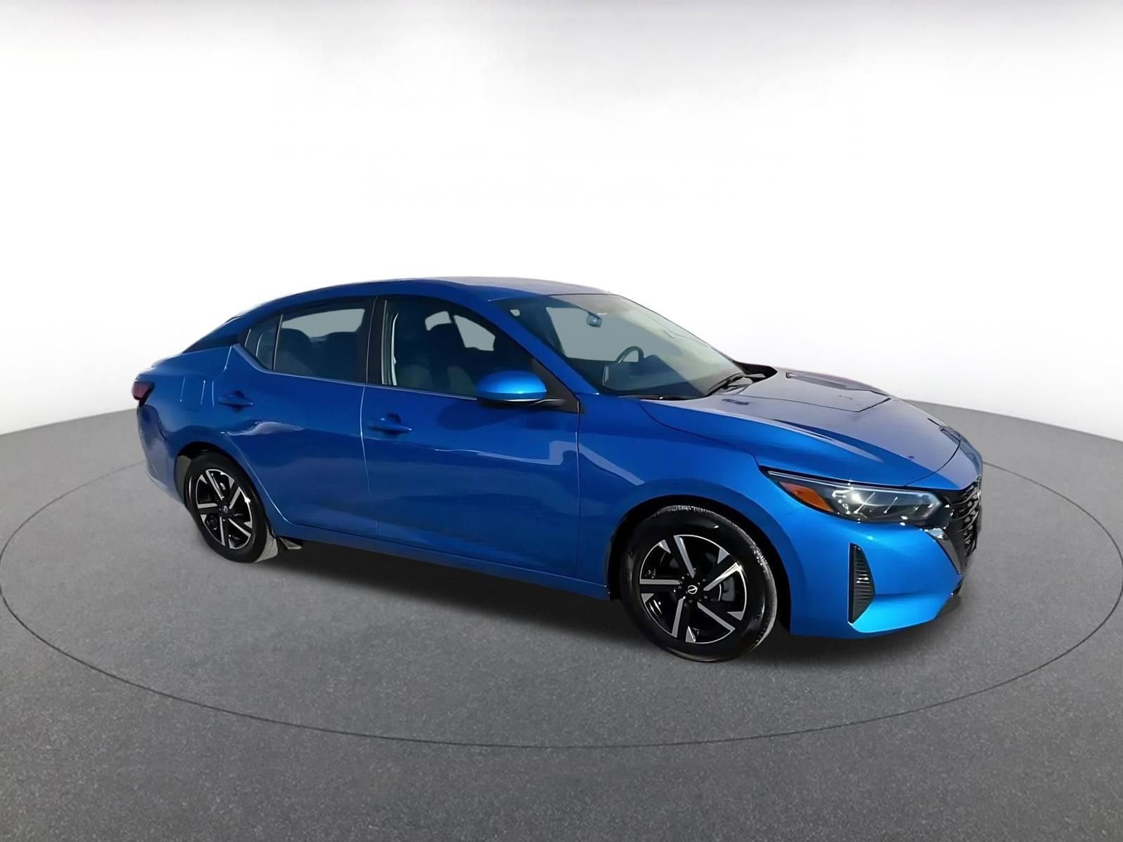 Thumbnail: 2025 Nissan Sentra - 2