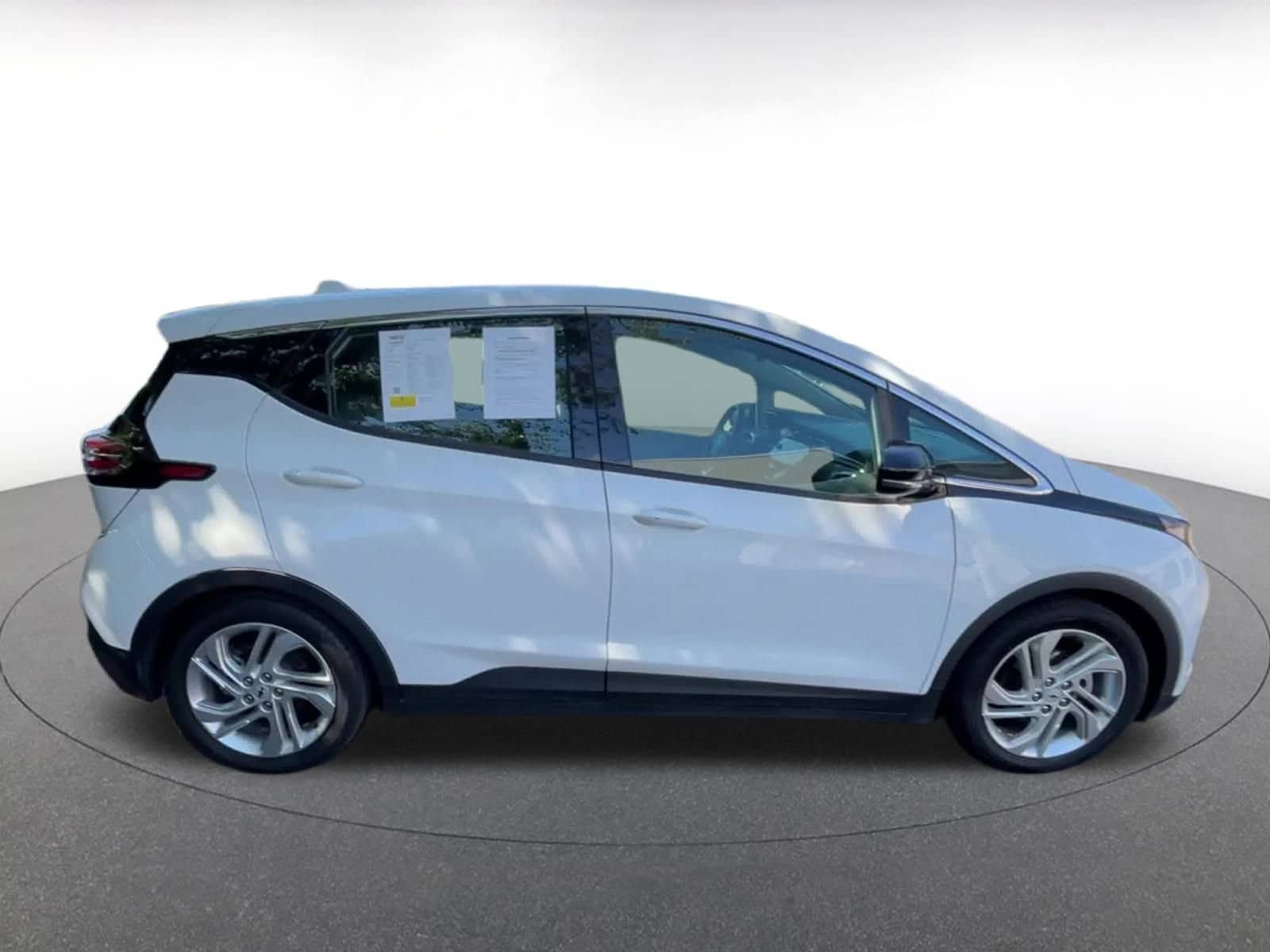 Thumbnail: 2023 Chevrolet Bolt EV - 16