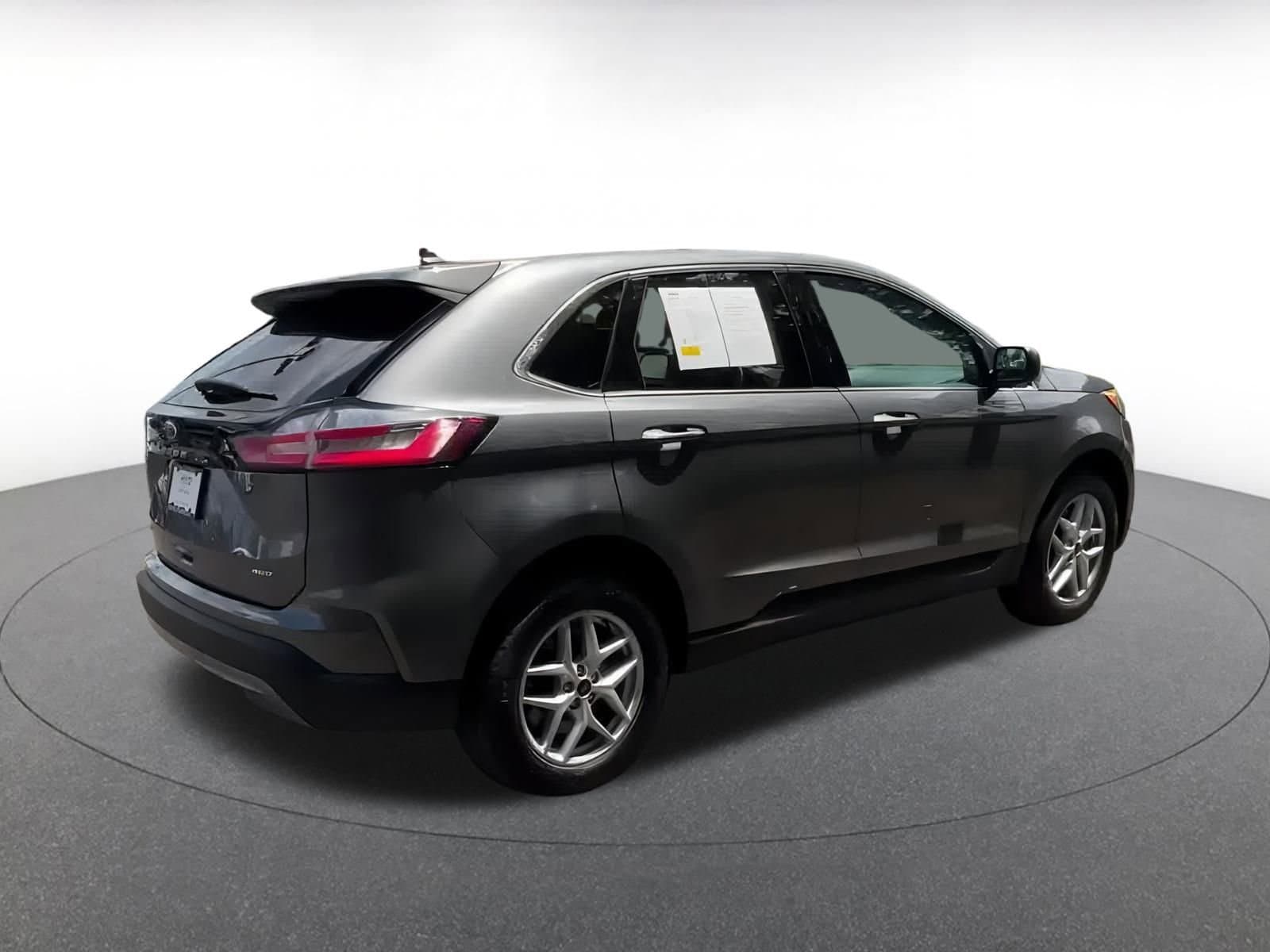 Thumbnail: 2024 Ford Edge - 13