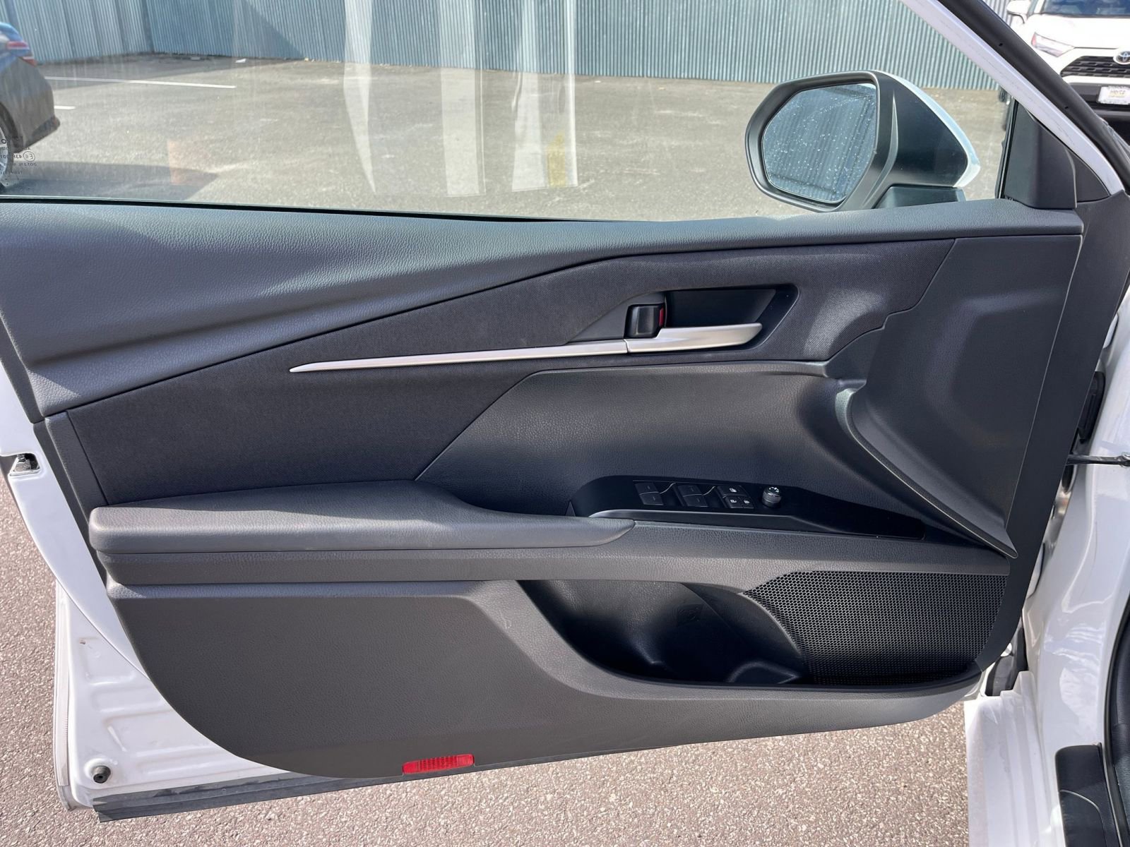 Thumbnail: 2025 Toyota Camry - 20