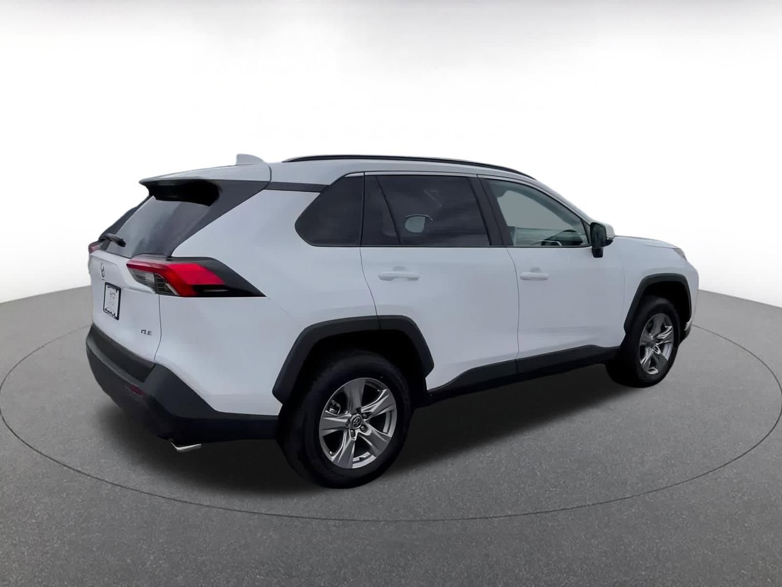 Thumbnail: 2025 Toyota RAV4 - 14