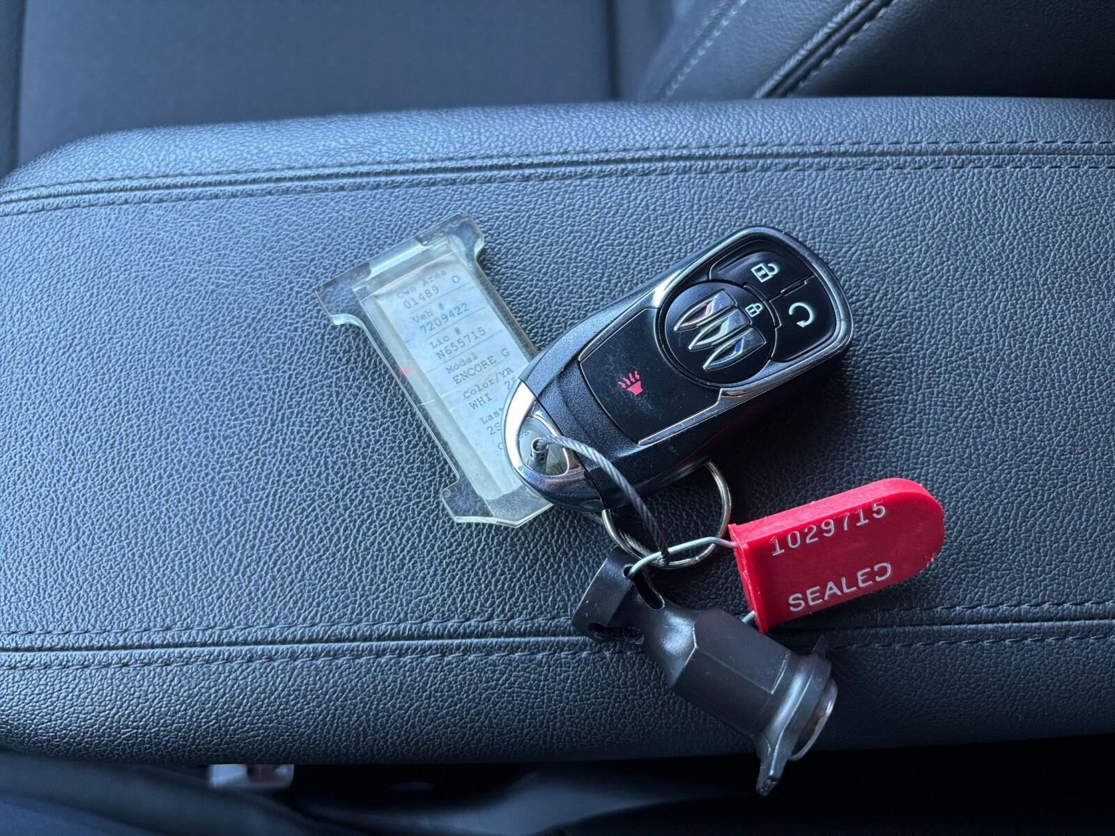 Thumbnail: 2025 Buick Encore GX - 21