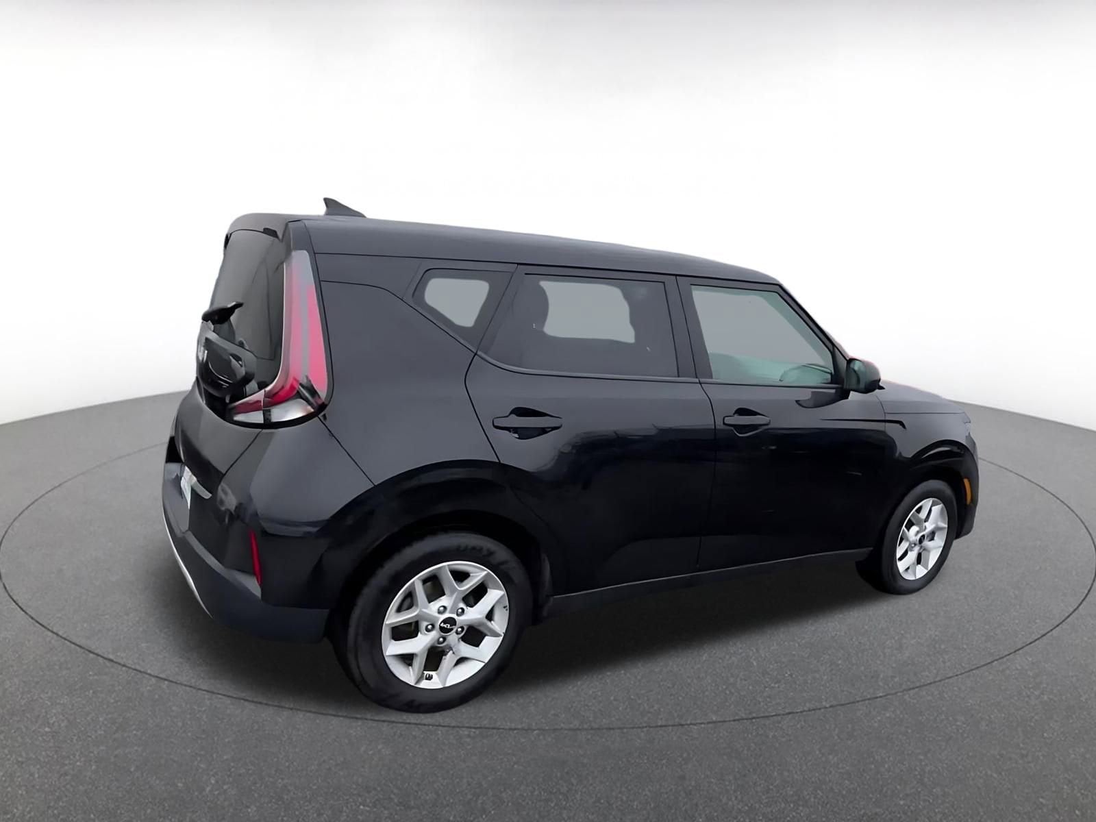 Thumbnail: 2025 Kia Soul - 15