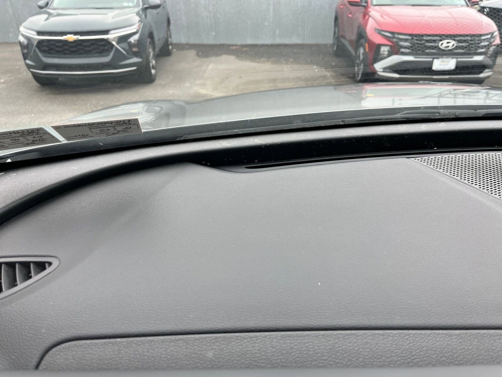 Thumbnail: 2025 Kia Sportage - 33