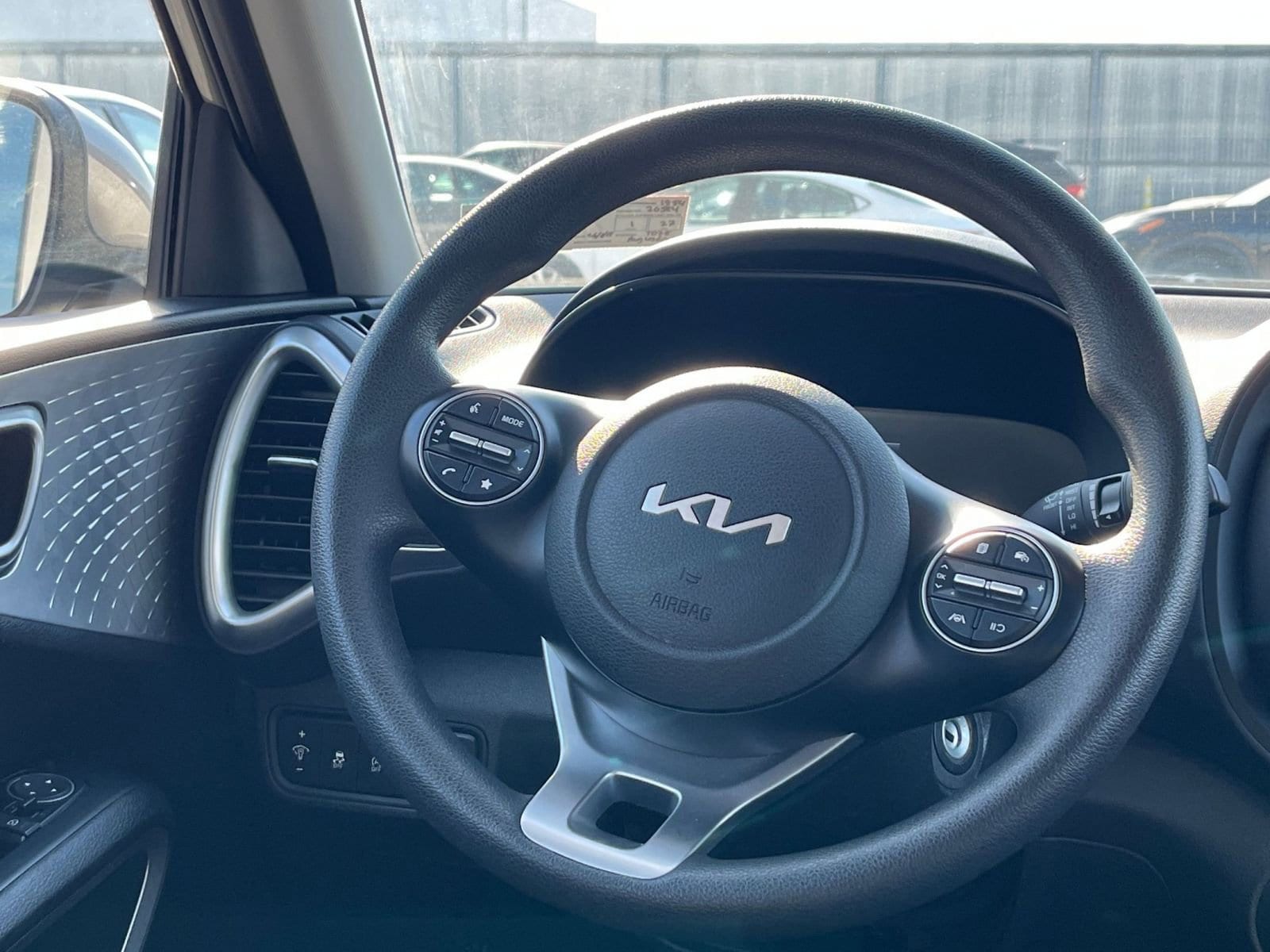 Thumbnail: 2025 Kia Soul - 25