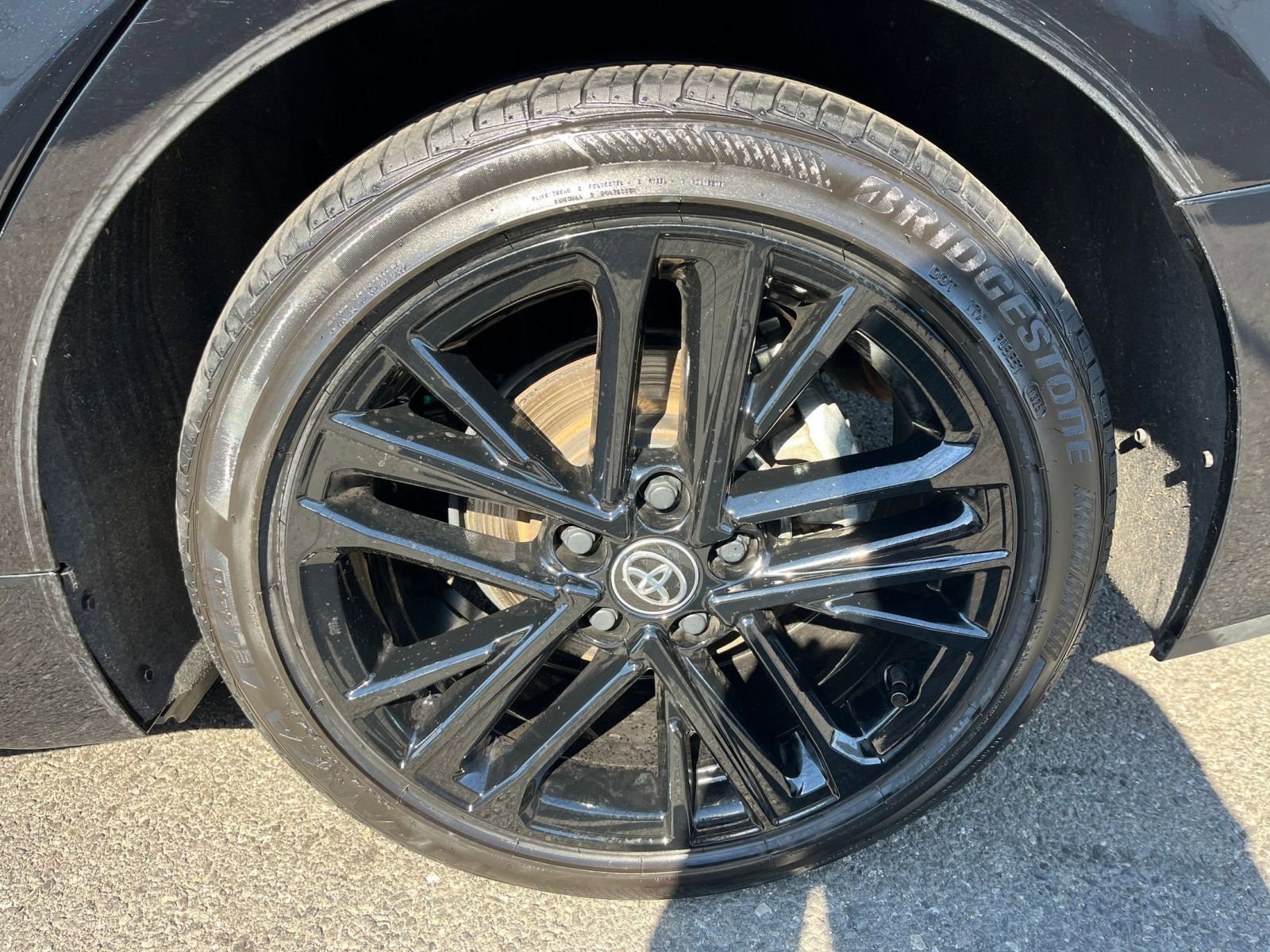 Thumbnail: 2025 Toyota Camry - 30