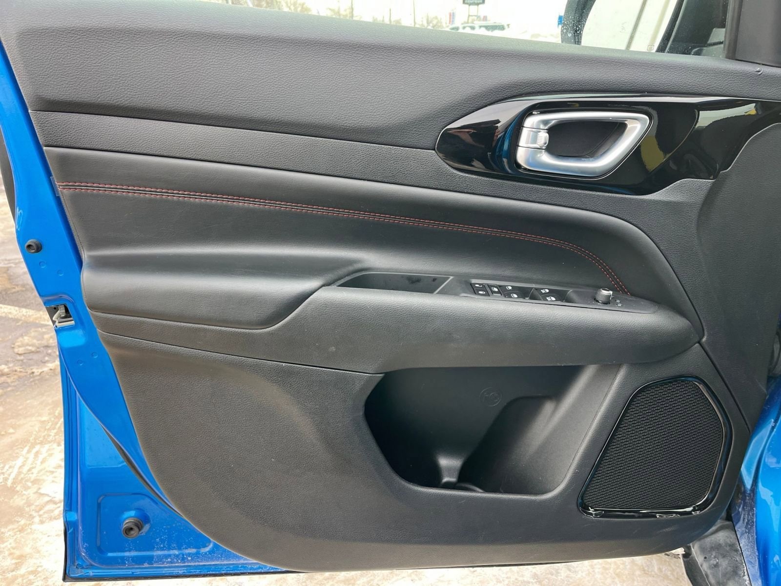 Thumbnail: 2025 Jeep Compass - 18