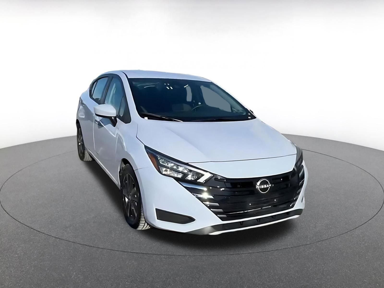 Thumbnail: 2025 Nissan Versa - 2