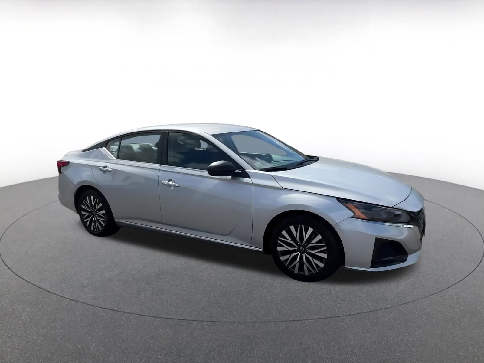 Thumbnail: 2024 Nissan Altima - 2