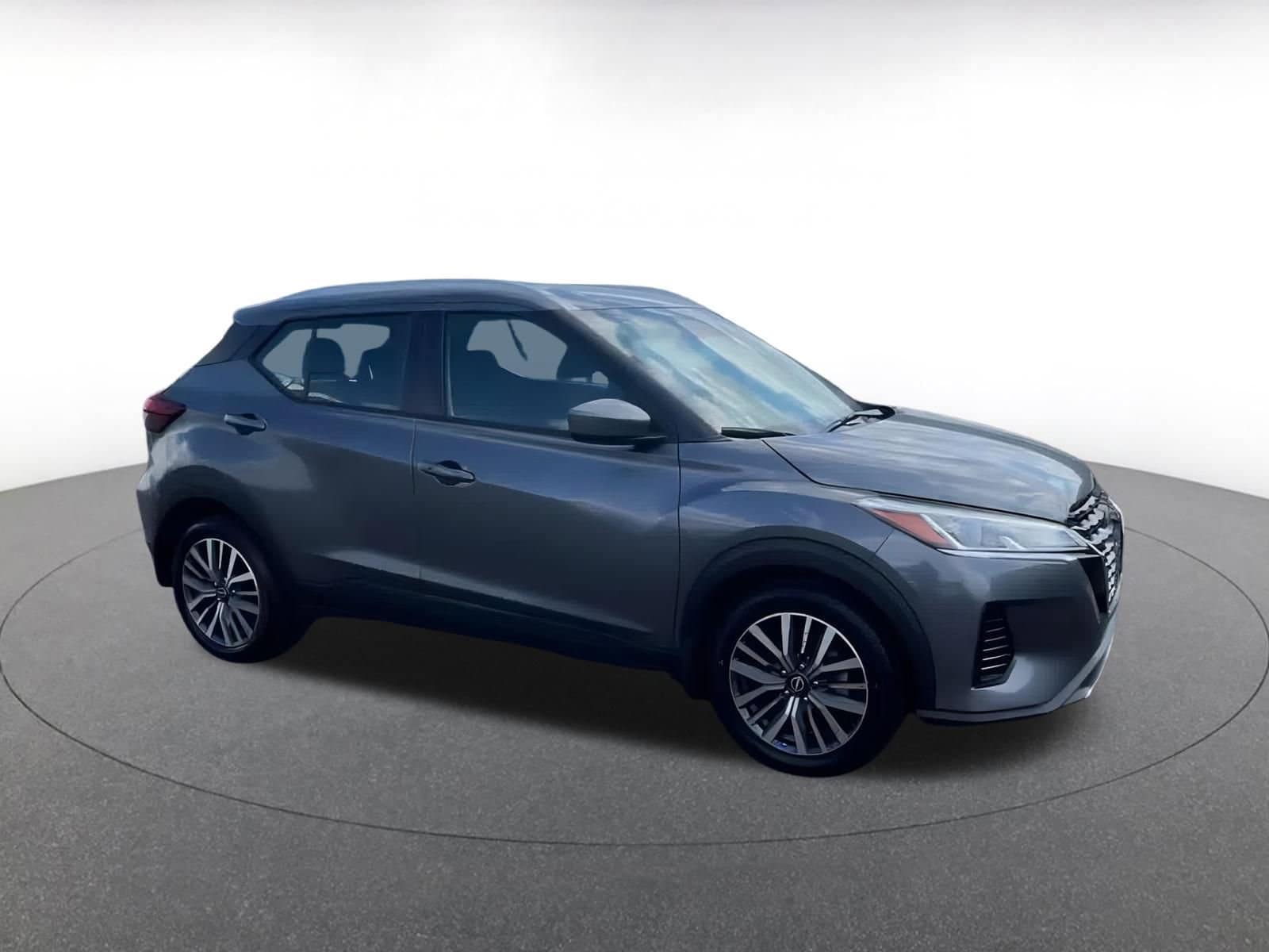 Thumbnail: 2024 Nissan Kicks - 2