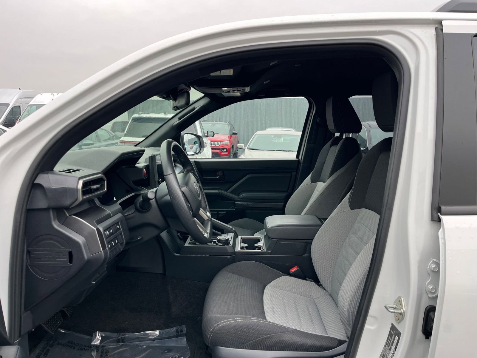 Thumbnail: 2025 Toyota 4Runner - 28