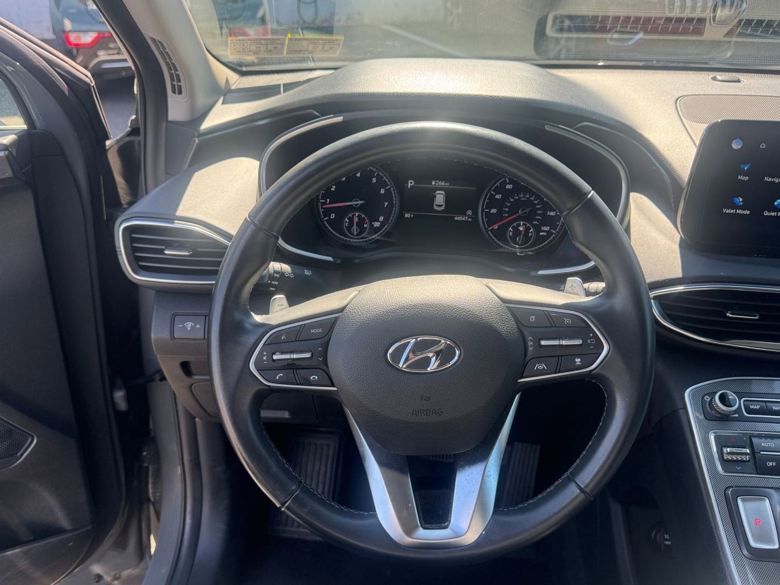 Thumbnail: 2023 Hyundai Santa Fe - 28