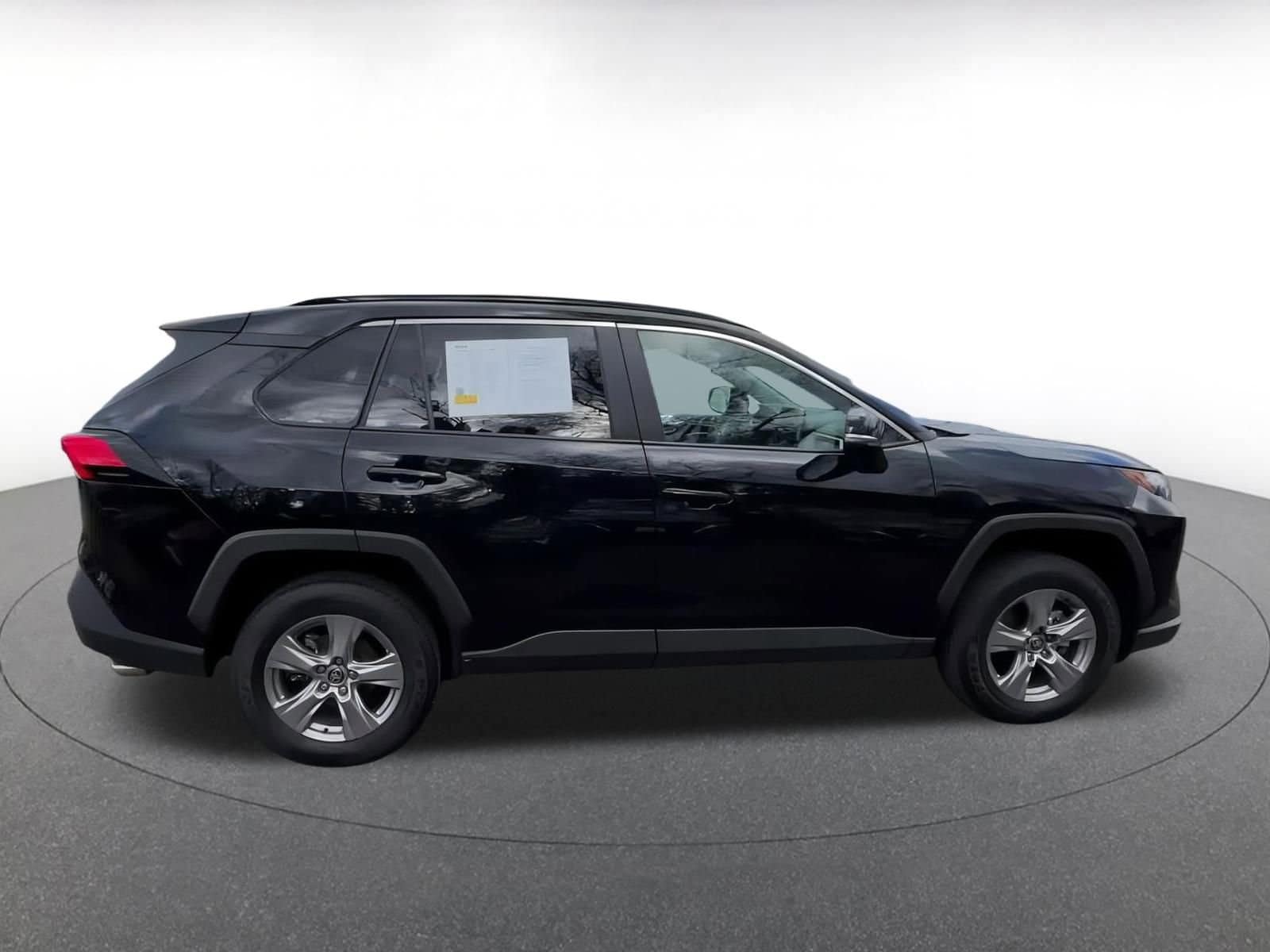 Thumbnail: 2025 Toyota RAV4 - 16