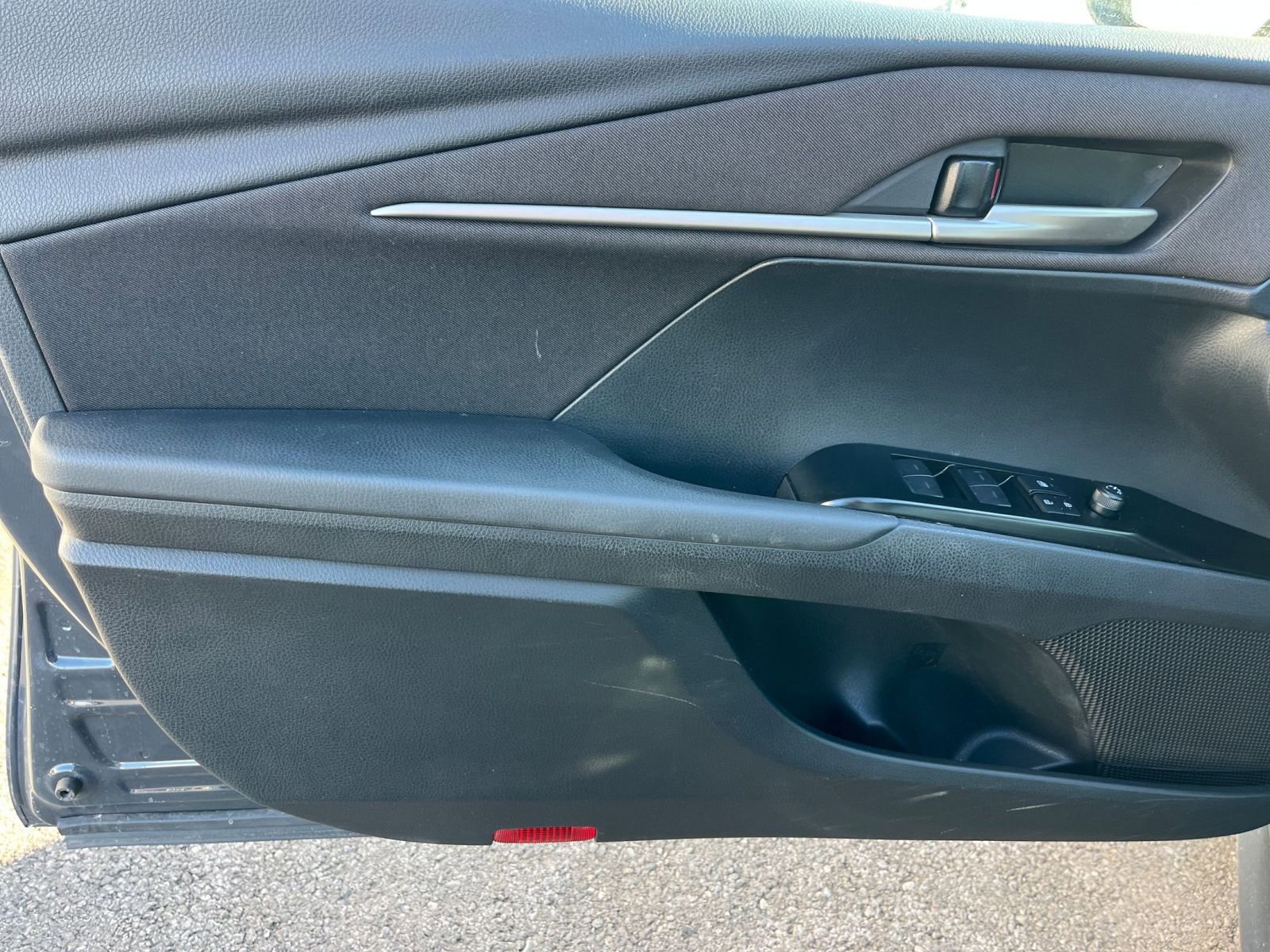 Thumbnail: 2025 Toyota Camry - 18