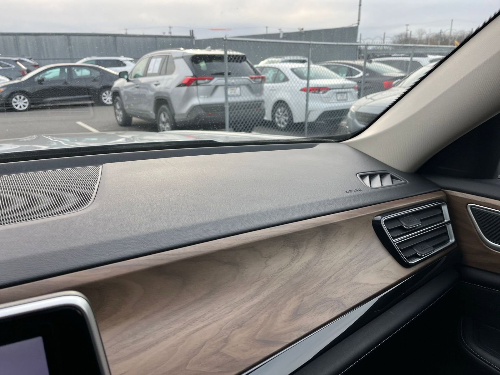 Thumbnail: 2025 Volkswagen Atlas - 35