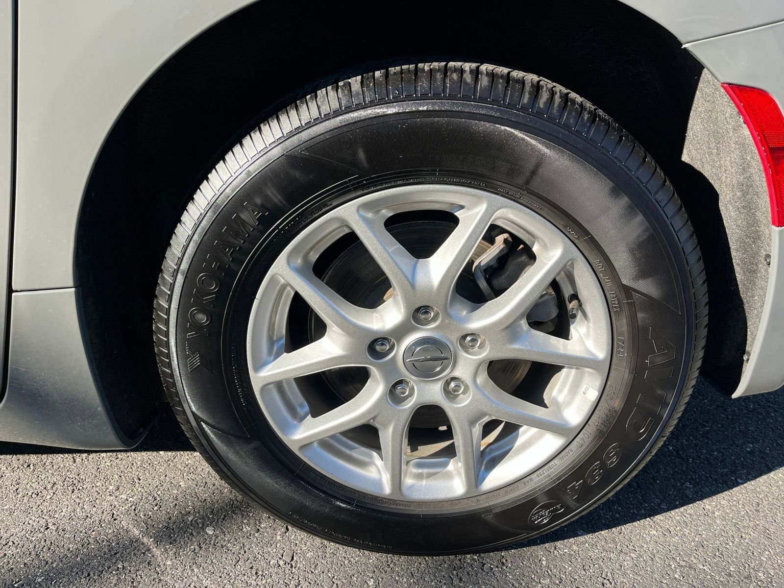 Thumbnail: 2025 Chrysler Pacifica - 30