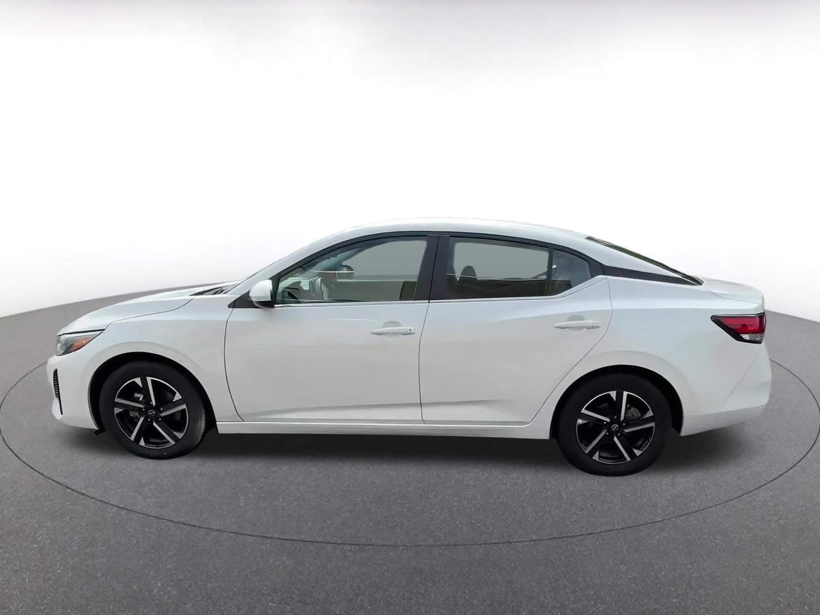 2024 Nissan Sentra SV 8