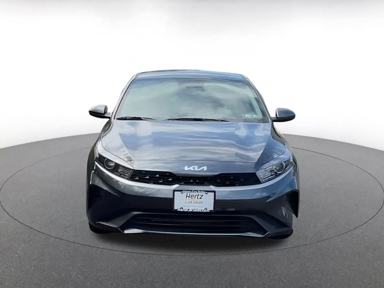 Thumbnail: 2024 Kia Forte - 3